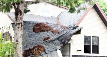 Your Old Roof Can Quicky Become a Home Insurance Nightmare Due to Climate Change image